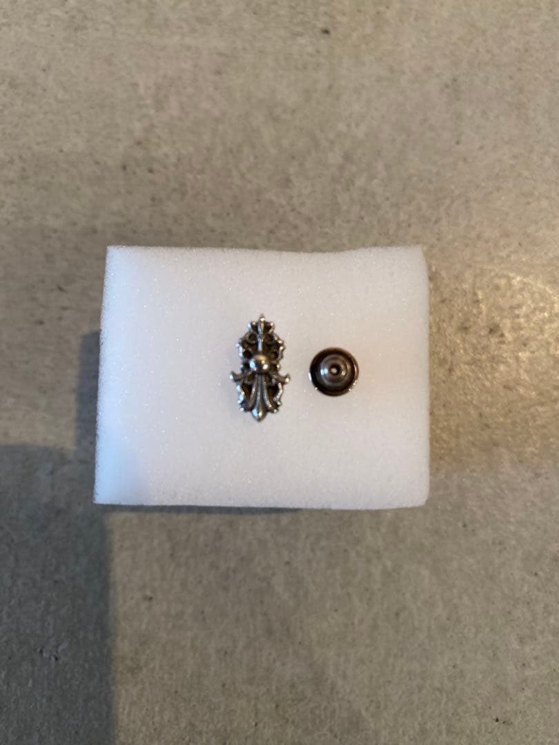 クロムハーツ chrome hearts ピアス