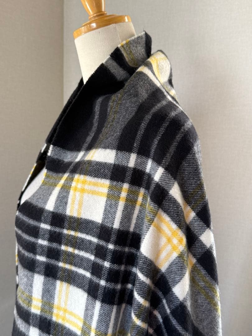 【Johnstons of Elgin】　カシミヤ チェックストール