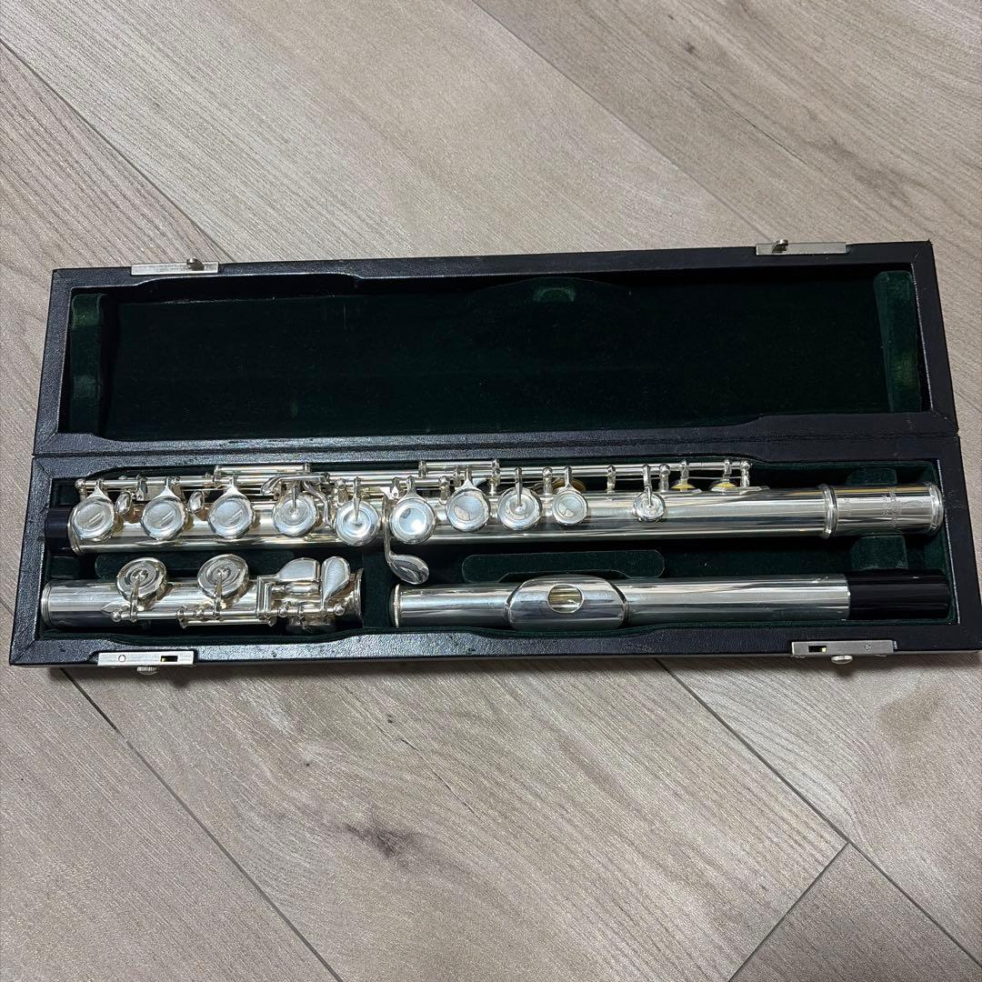 Pearl　フルート PF-525E　Eメカ　ピントップアーム　リッププレート銀