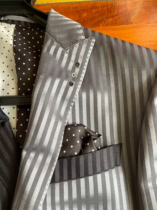 ★最高級生地使用の オーダーメイドスーツ！3N