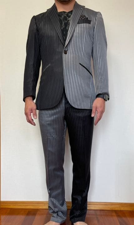 ★最高級生地使用の オーダーメイドスーツ！3N