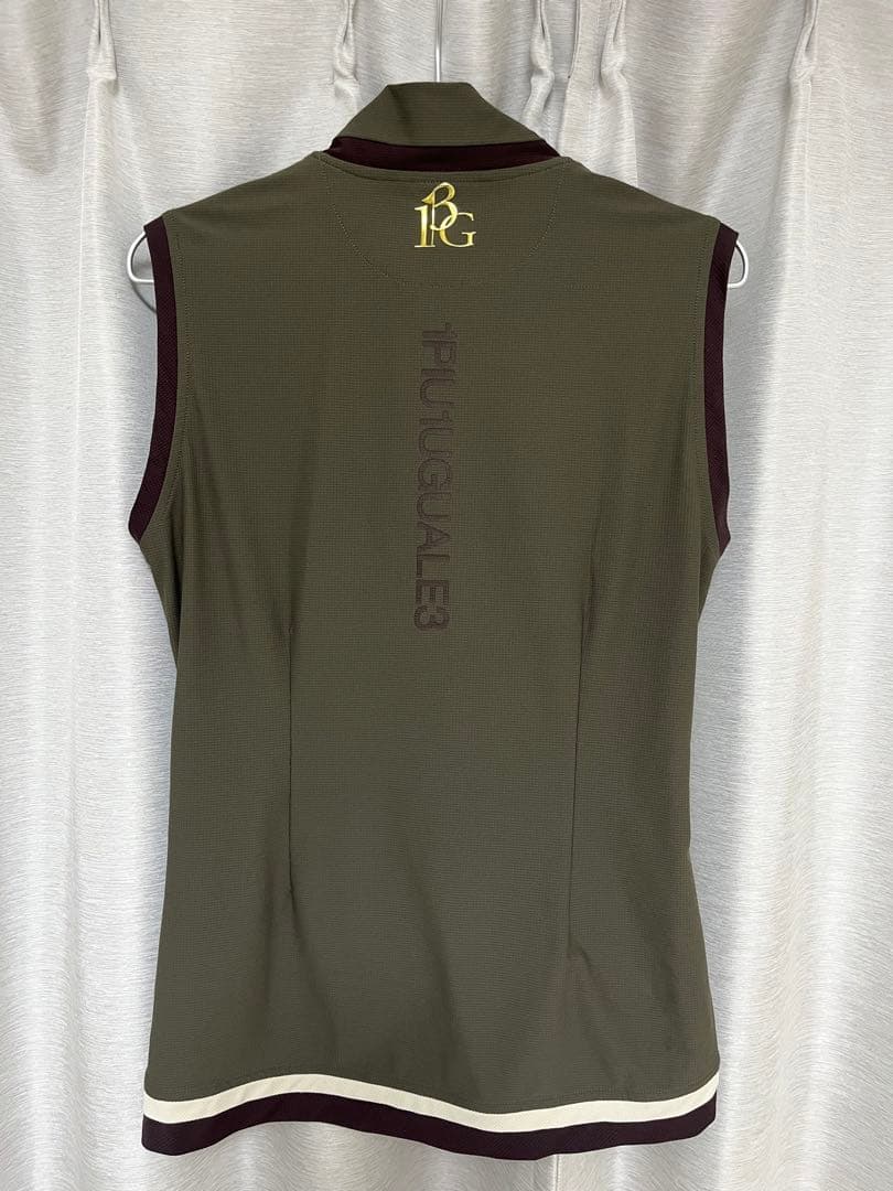 【美品】1PIU1UGUALE3 GOLFウノピュウゴルフ　モックネック