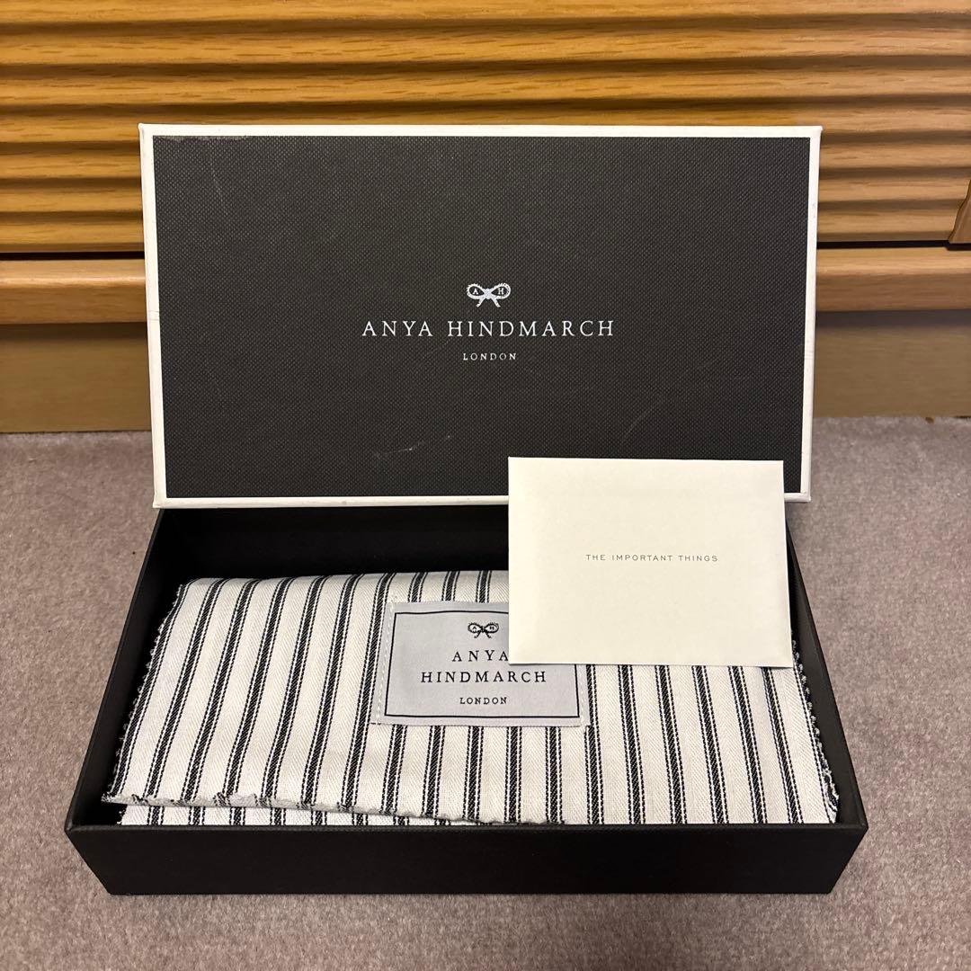 ANYA HINDMARCH スマイリー 長財布