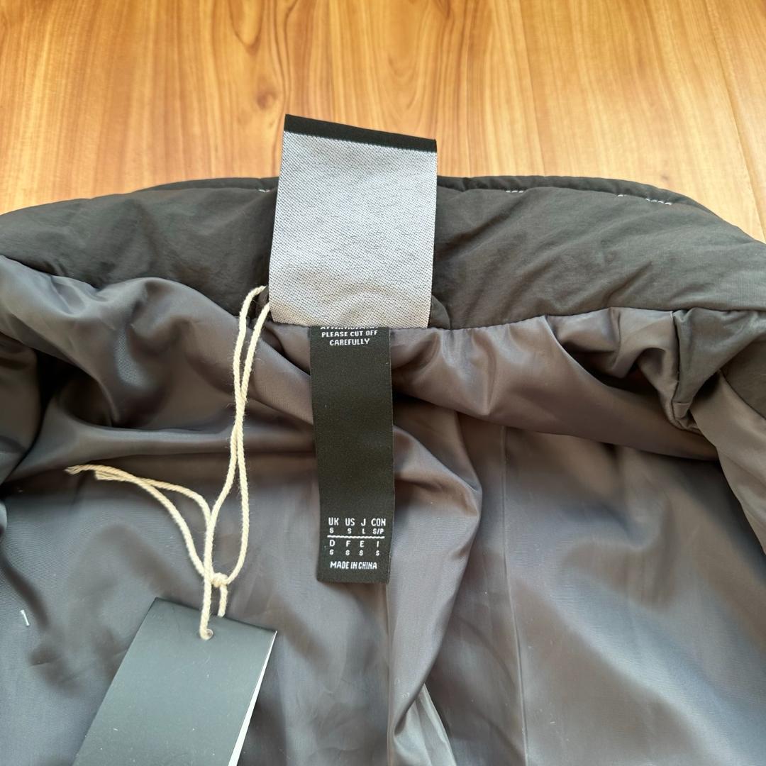 AD Originals×Bad Bunny×AMG F1 コラボジャケット