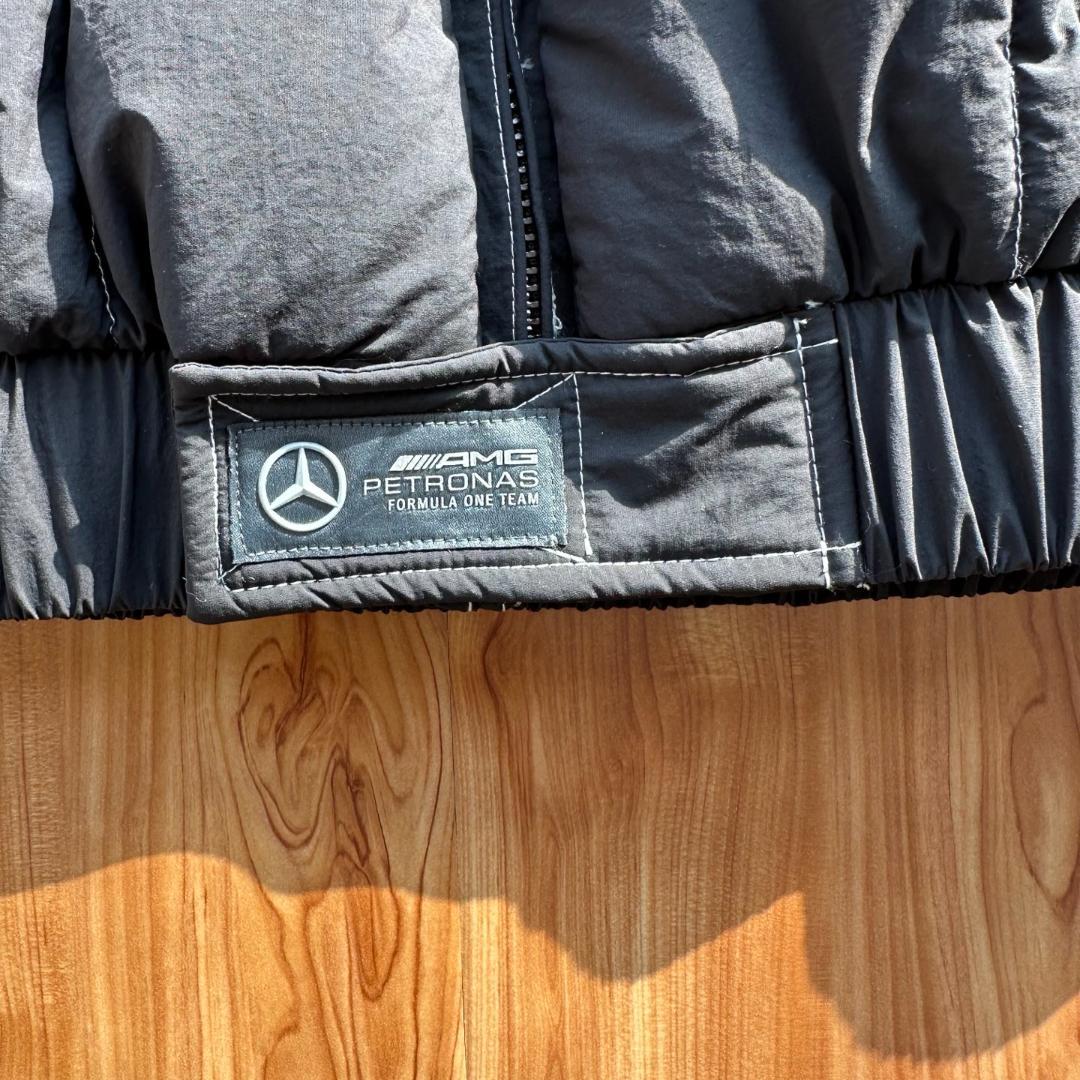 AD Originals×Bad Bunny×AMG F1 コラボジャケット