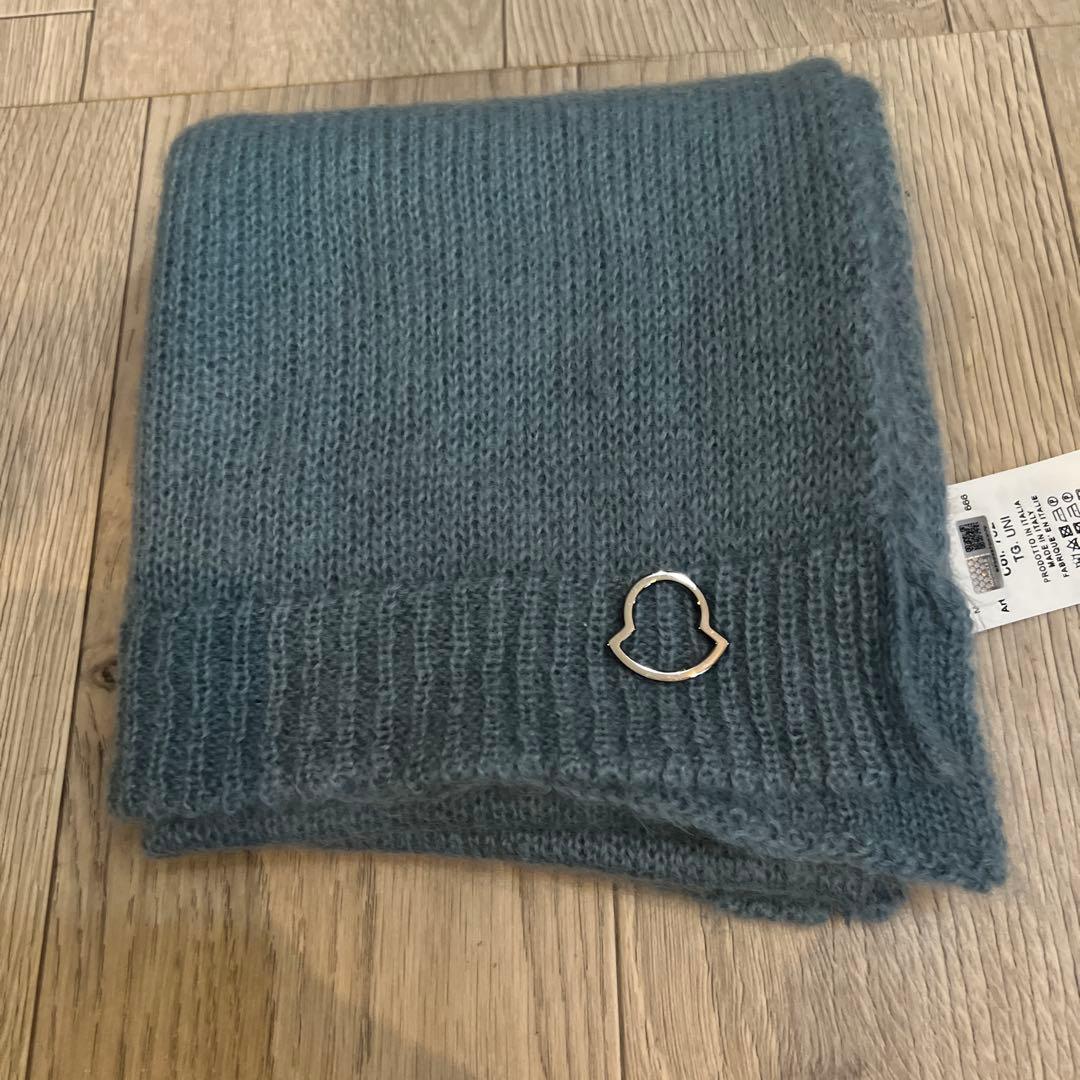 新品タグ付 MONCLER モンクレール モヘアマフラー ブルー、ラスト！