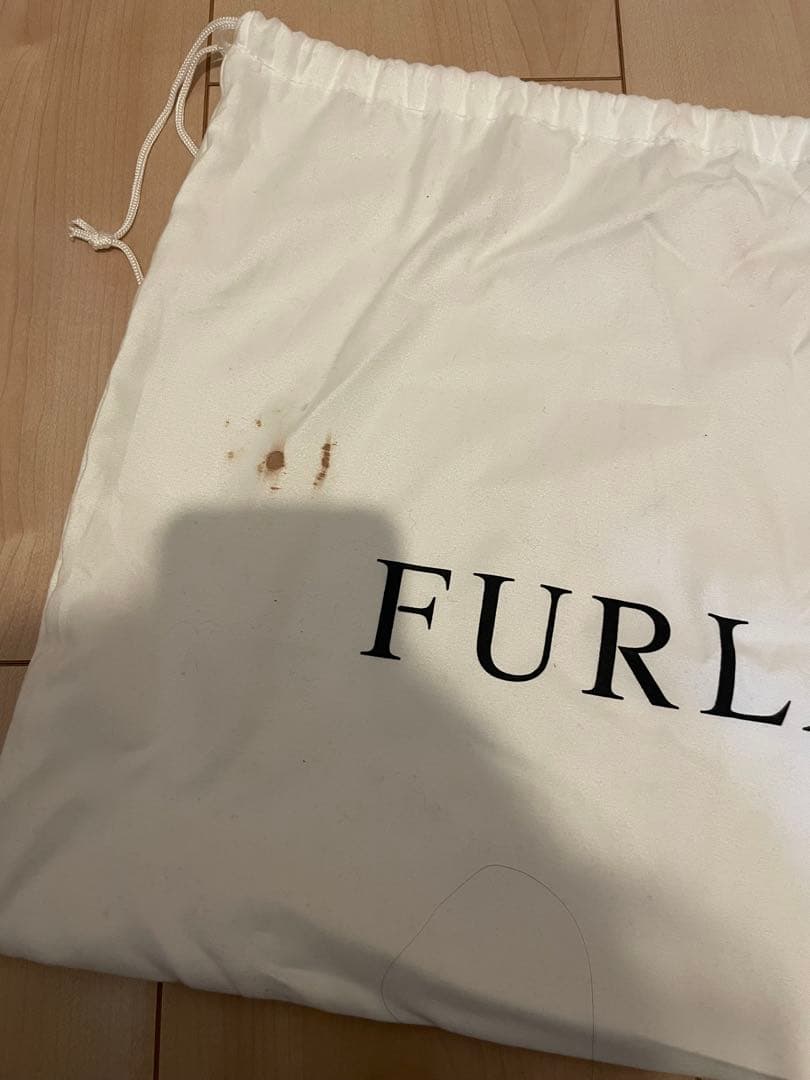 新品フルラ　ショルダーバッグ