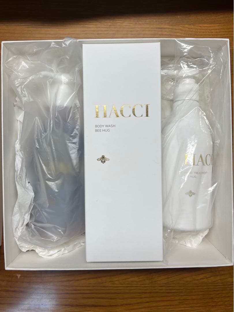 HACCI ボディウォッシュ　ハンドソープ　ハンドクリーム計3本セット