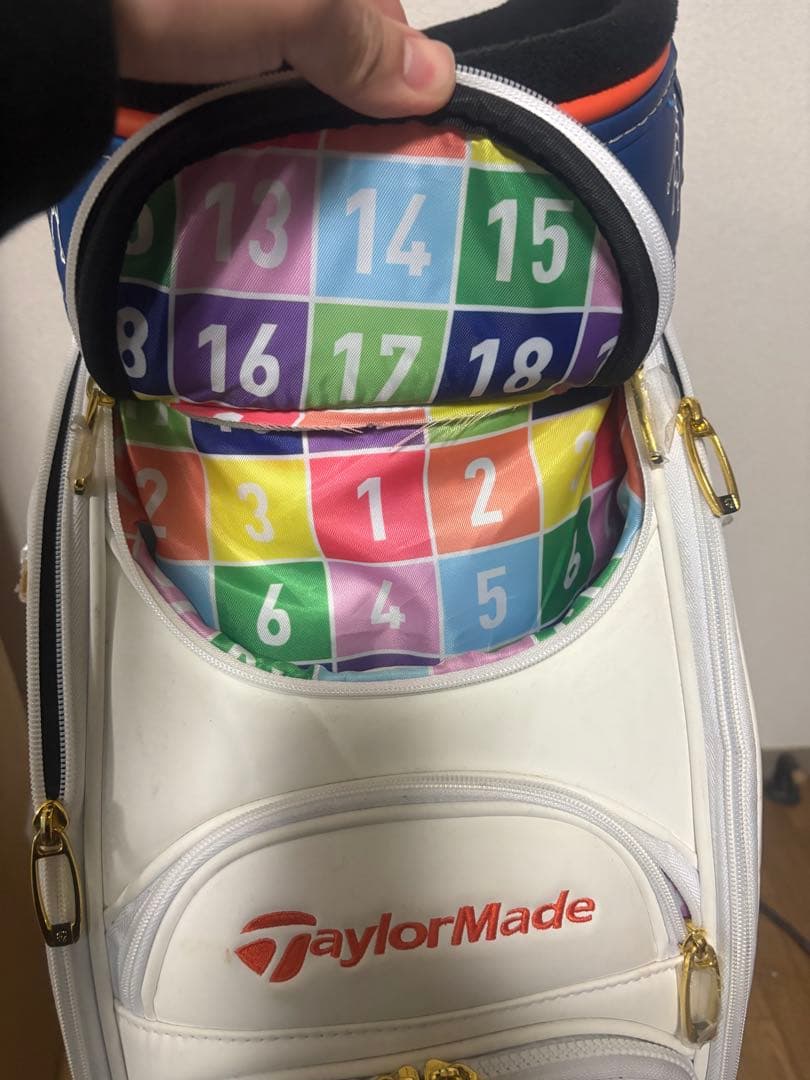 テーラーメイド　TaylorMade キャディバッグ