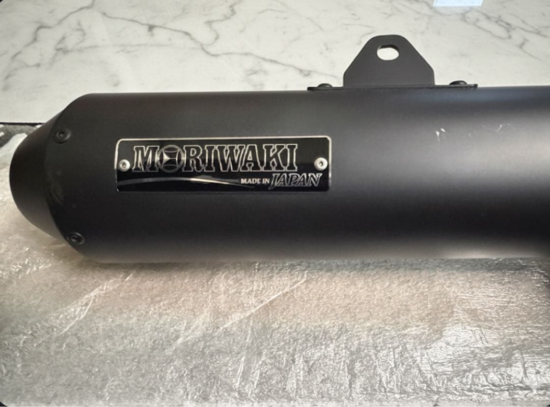 MORIWAKI ブラックマフラー 日本製