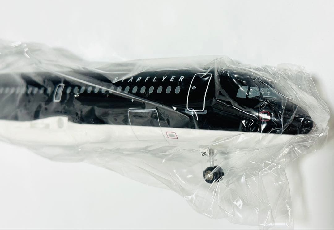 クロスウィング 1/100 A320 進撃の巨人 コラボ　未組立品