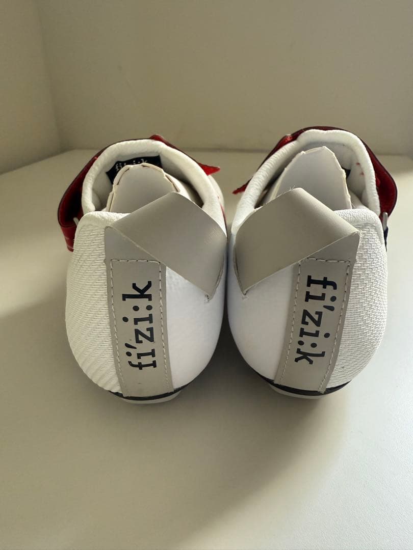 【期間限定値下げ】fizik TRANSIROハイドラエアロウィーブカーボン