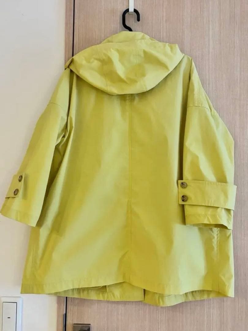 美品Macintosh イエロー　スプリングコート