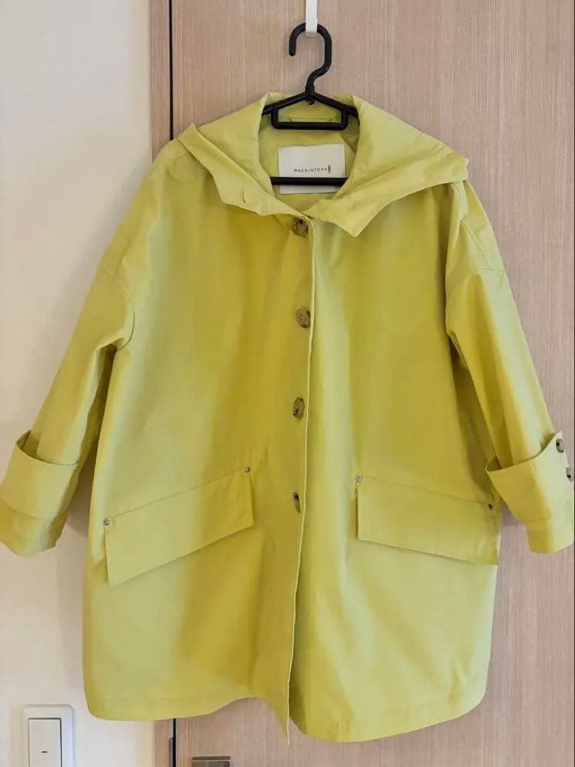 美品Macintosh イエロー　スプリングコート