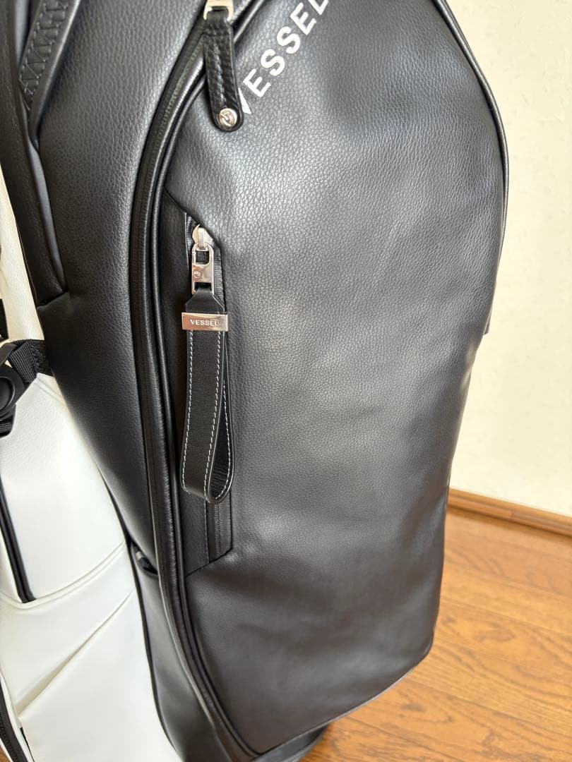 新品未使用 訳あり VESSEL 5.0 Pro 9.5正規品 tuxedo