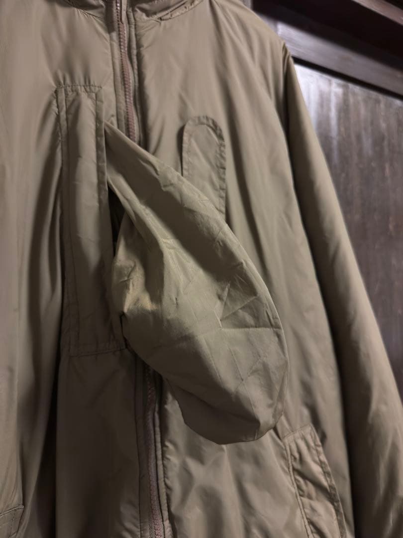 イギリス軍 pcs ダウンジャケット