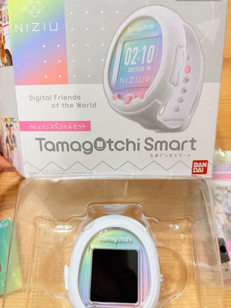 たまごっち Tamagotchi Smart NiziUスペシャルセット