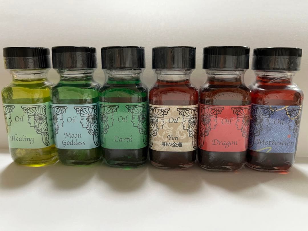 アンシェントメモリーオイル　35本まとめ売り　小瓶　スポイド　シール付き