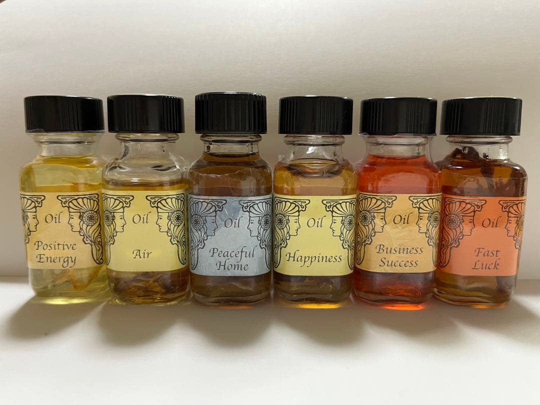 アンシェントメモリーオイル　35本まとめ売り　小瓶　スポイド　シール付き