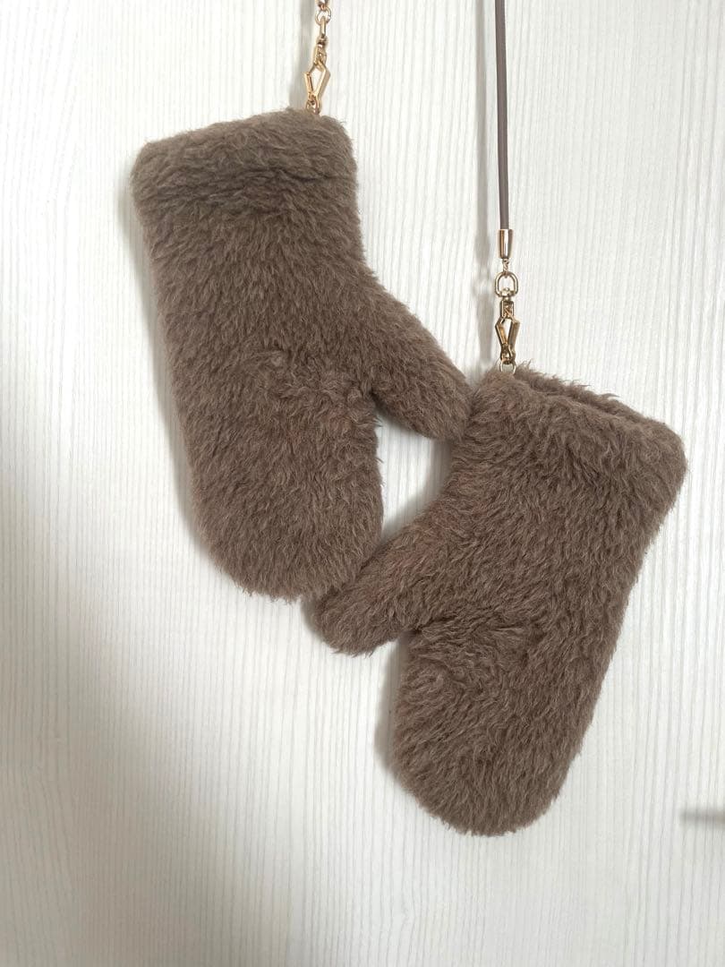 MaxMara テディベアミトン