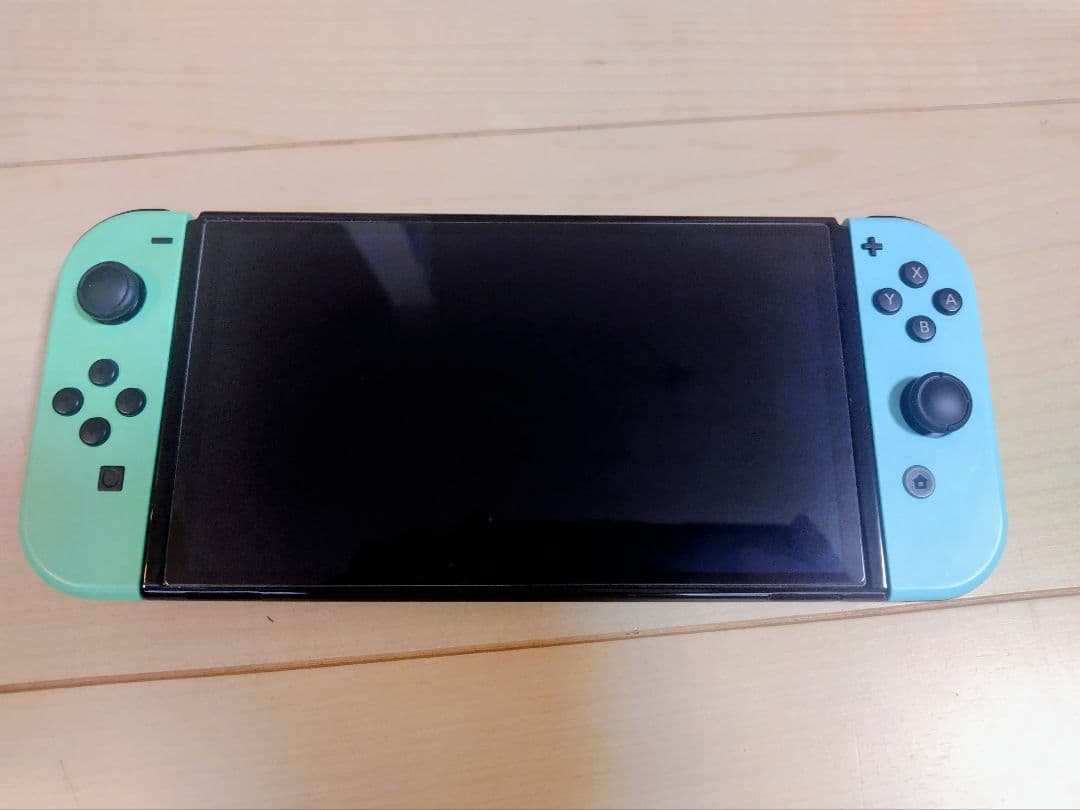 Nintendo Switch 有機ELモデル本体 あつまれどうぶつの森仕様