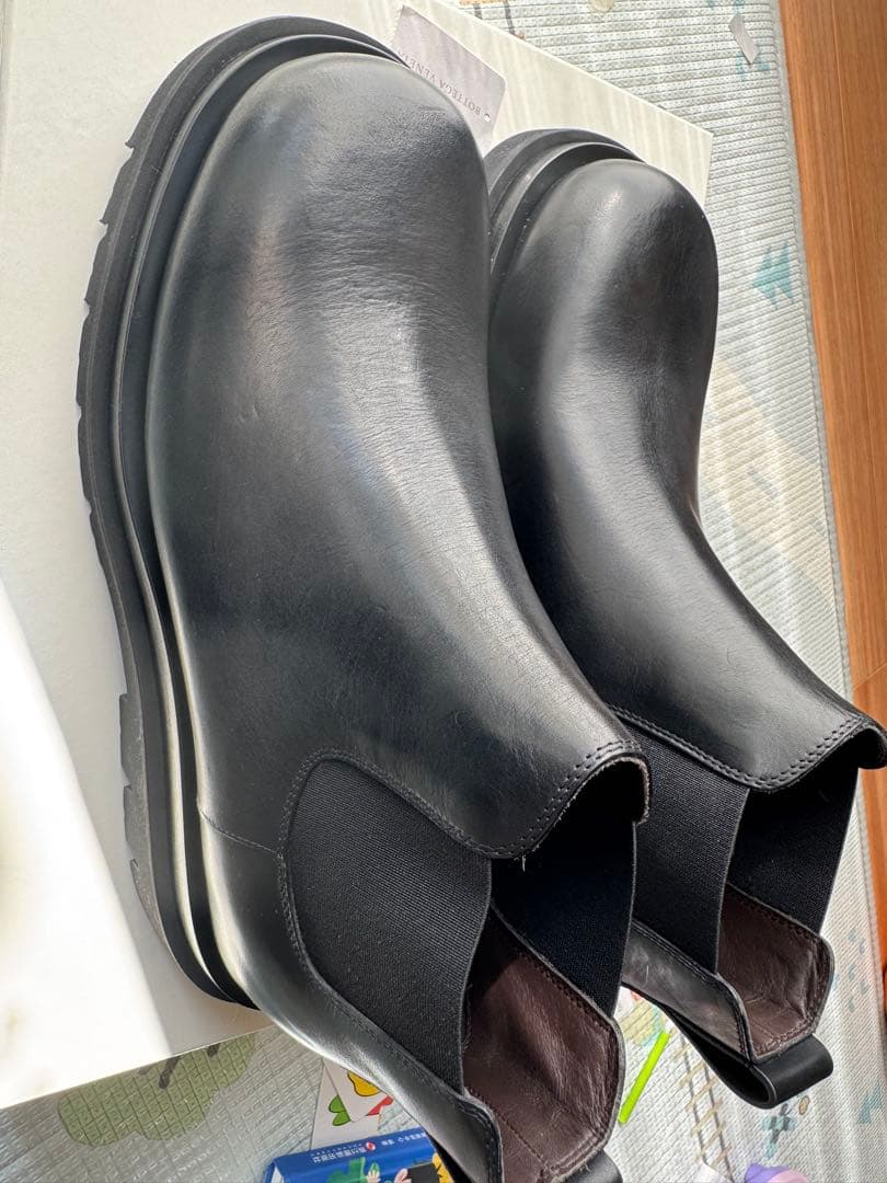 ブラックレザー サイドゴアブーツ