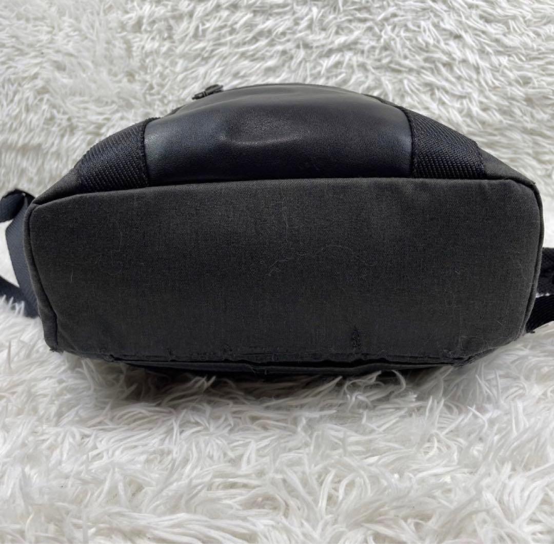 TUMI Davis Alpha Bravo ビジネスリュック　A4収納　２室