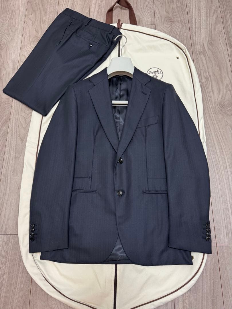 新品　エルメス　スーツ　46 濃紺　ストライプ