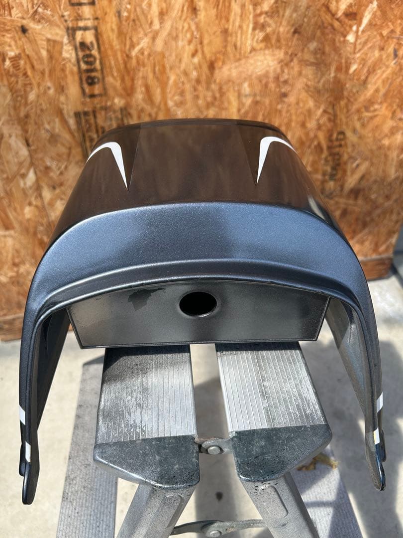 SUZUKI ブラックタンクとサイドパネルセット