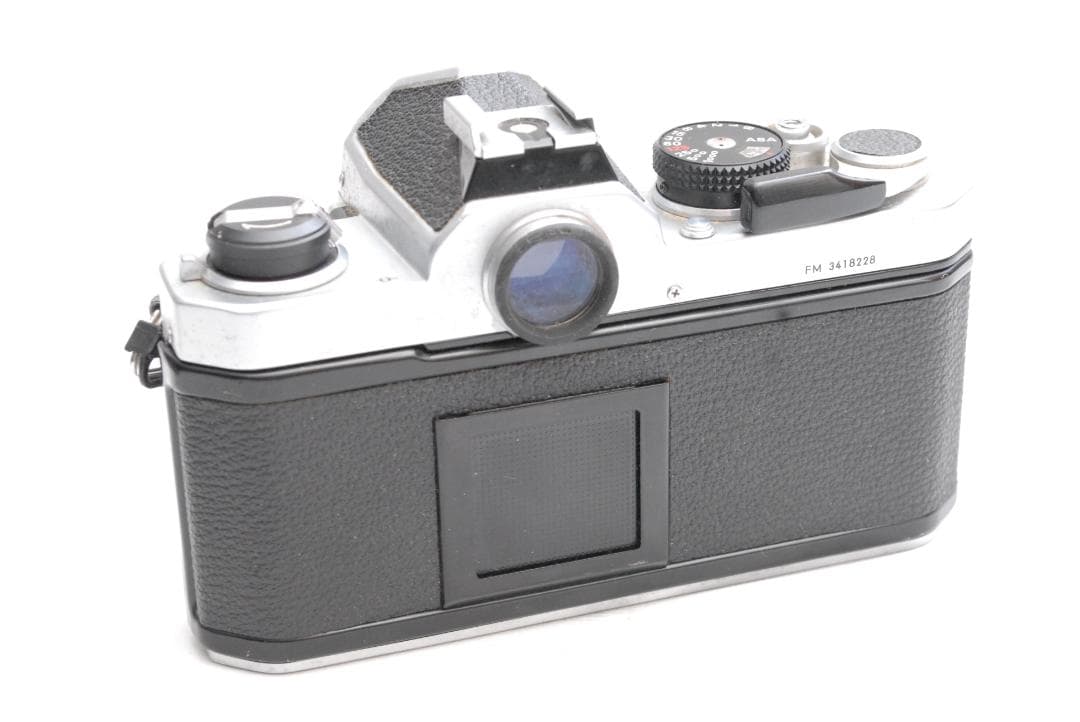 Nikon FM/NIKKOR 50mm 1:1.8 (良品）