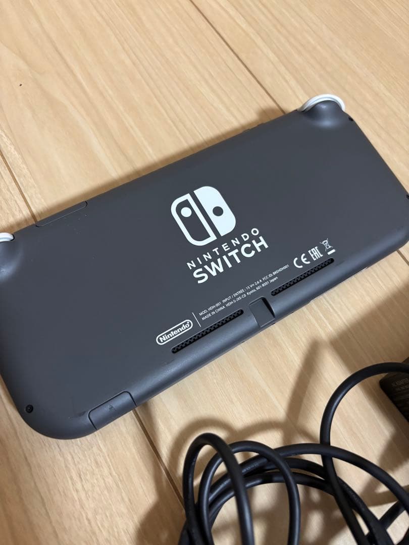 Switchライト　本体