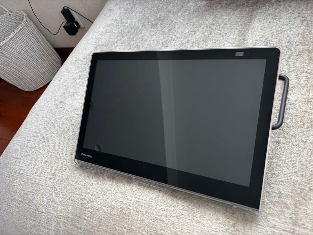 K*Z様 【極美品】パナソニック 15V型 プライベート・ビエラ UN-15L1