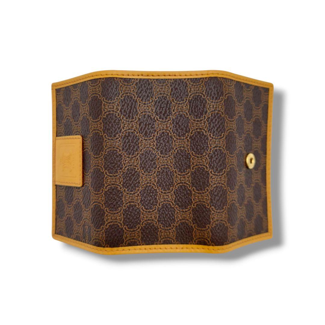 【極美品】CELINE　セリーヌ 　キーケース　トリオンフ　レザー　大人気