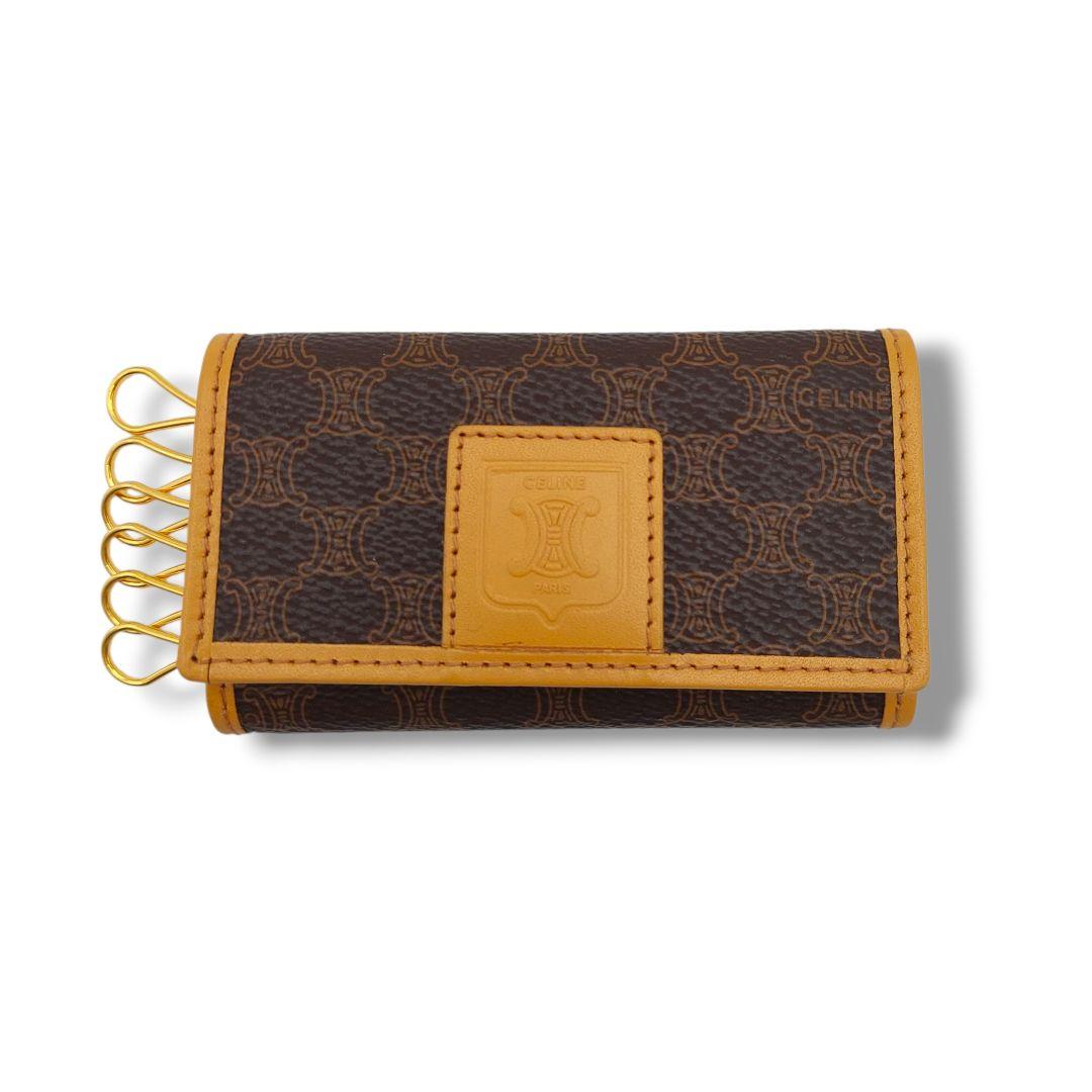 【極美品】CELINE　セリーヌ 　キーケース　トリオンフ　レザー　大人気