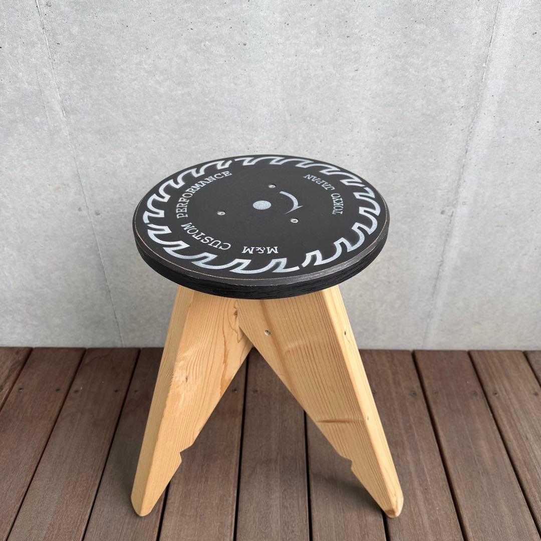 M&M カスタムパフォーマンス 木製スツール 椅子 チェア