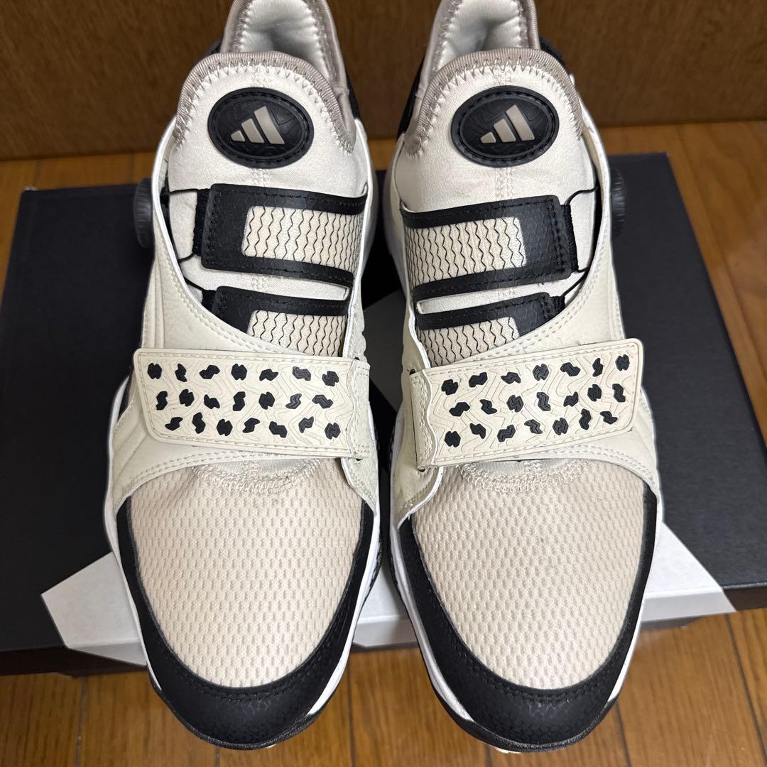 最終値下げ！アディダス　コードカオス25ミッドカットBOA