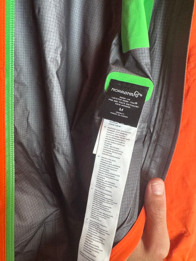 ノローナ ロフォテン ゴアテックス プロ ワンピース スーツ Mサイズ