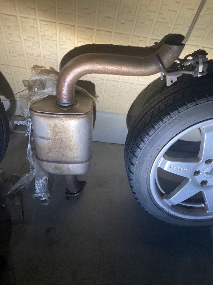 メガーヌ3RS DZF4R 純正マフラーリヤピースフランジ付き　価格交渉あり