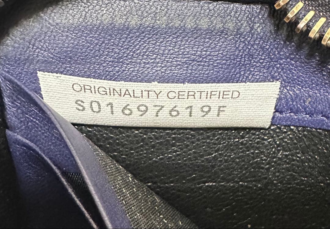 【本体のみ】ボッテガヴェネタ イントレチャートケース/ラム/黒/1️⃣✨✨