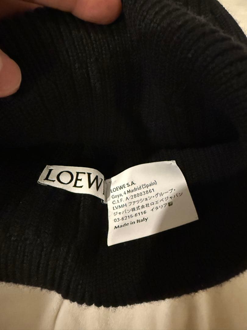 LOEWE ブラック ニット帽 H