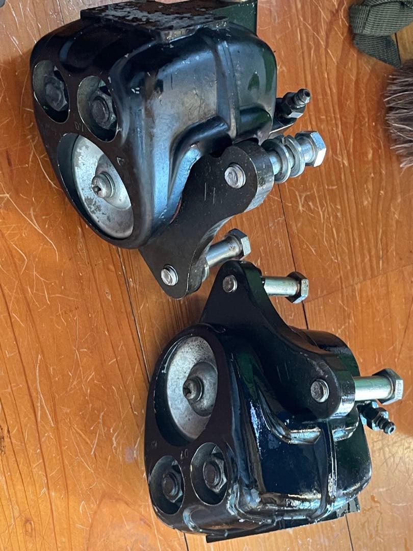 KAWASAKI KZ650 フロントキャリパー　左右セット