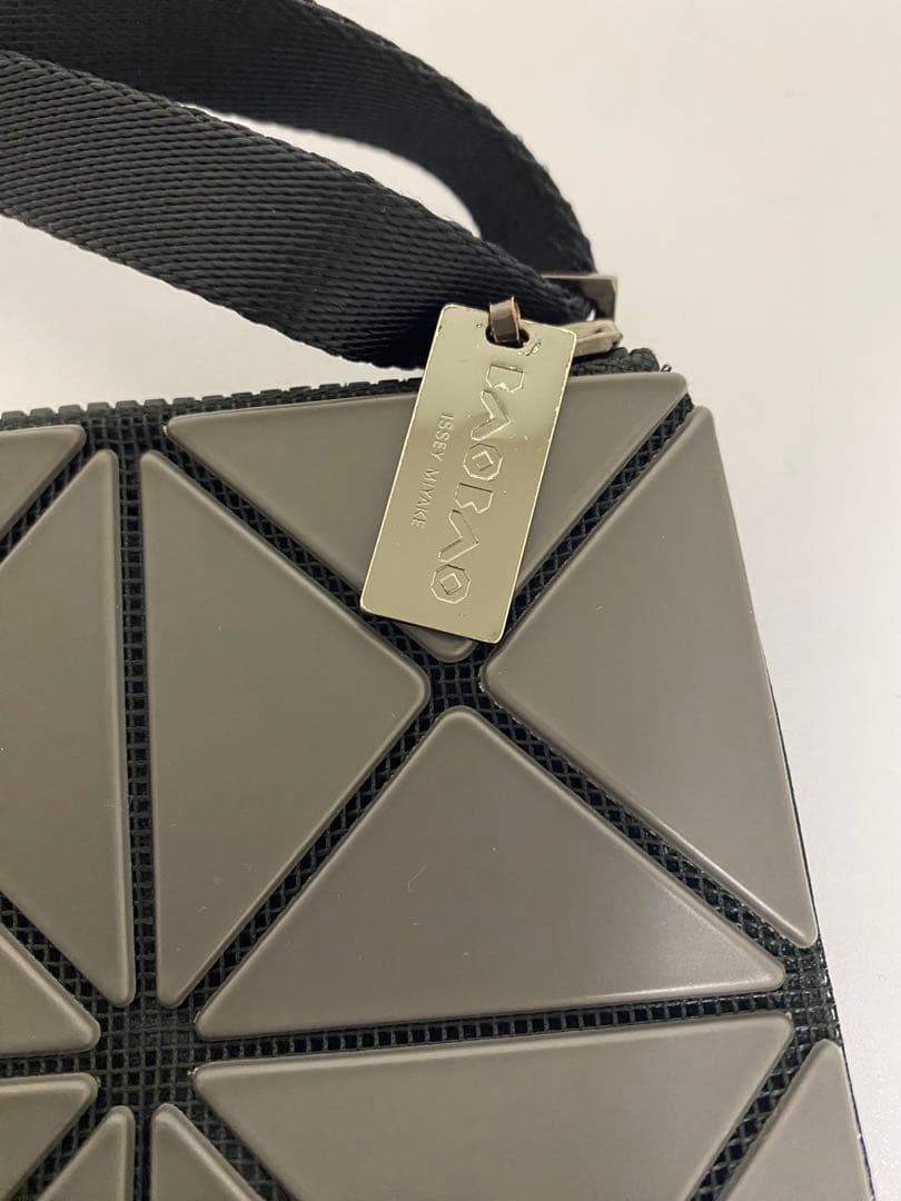 BAOBAO ISSEY MIYAKE グレー バオバオ　ショルダーバッグ