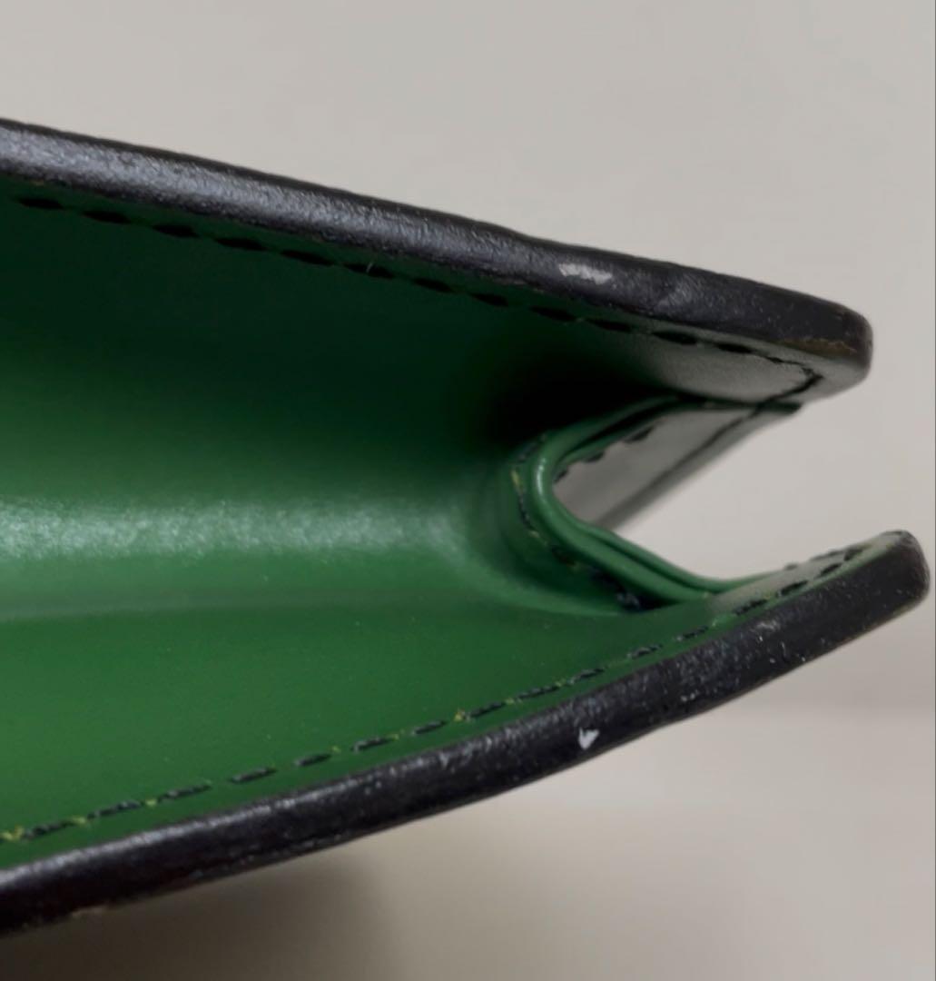 ルイヴィトンエピ　クラッチバック