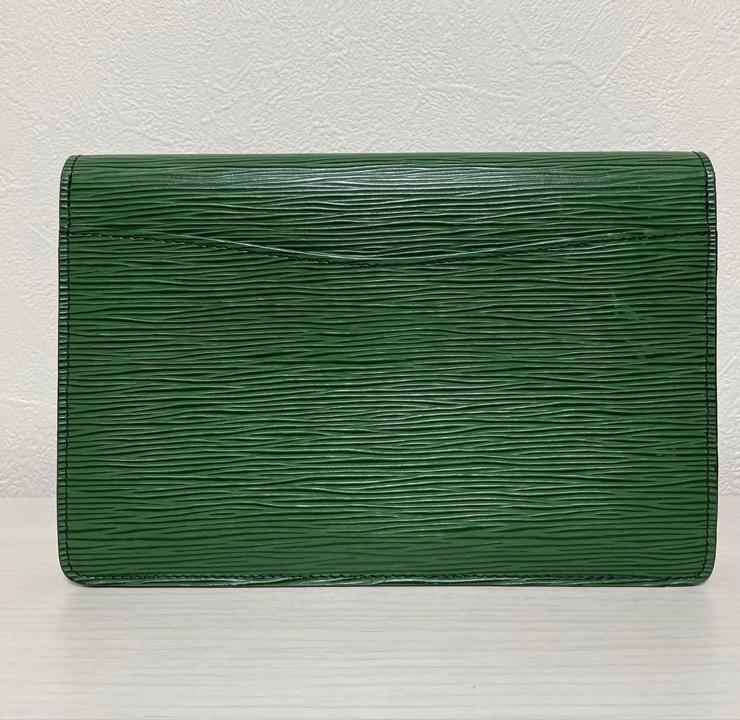 ルイヴィトンエピ　クラッチバック