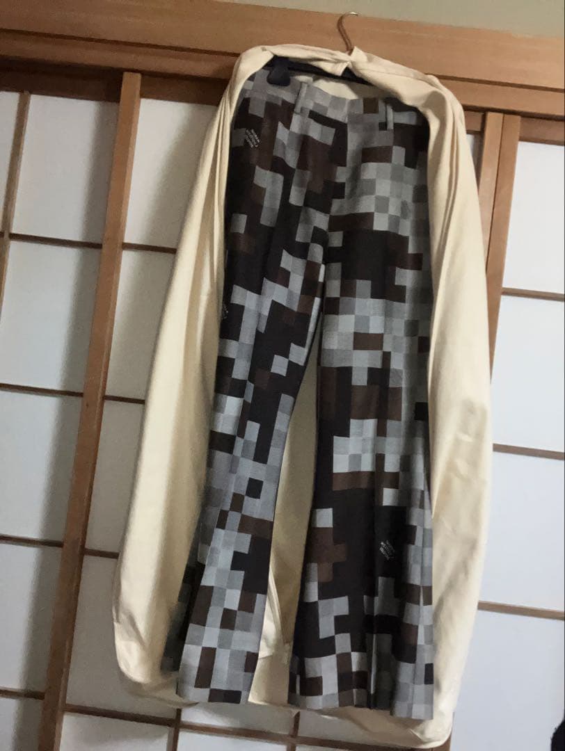 新品ルイ・ヴィトン ダモフラージュスラックス 46サイズ