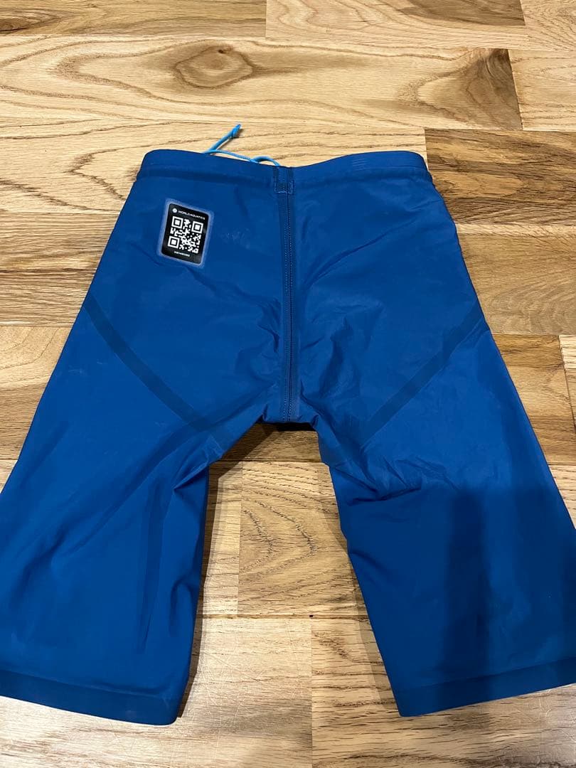 アリーナ高速水着アクアフォースストームSSSサイズ