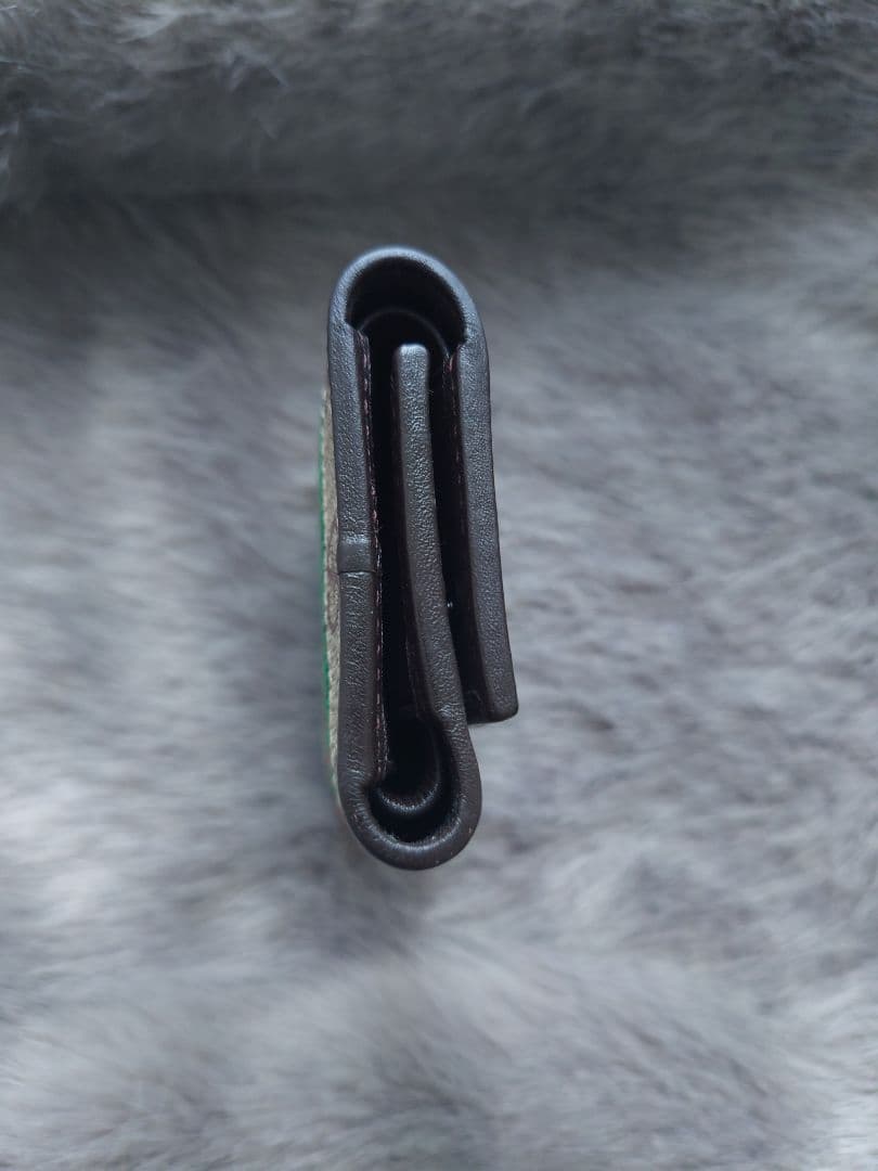 【極美品】【GUCCI 】GGスプリーム 6連キーケース シェリーライン