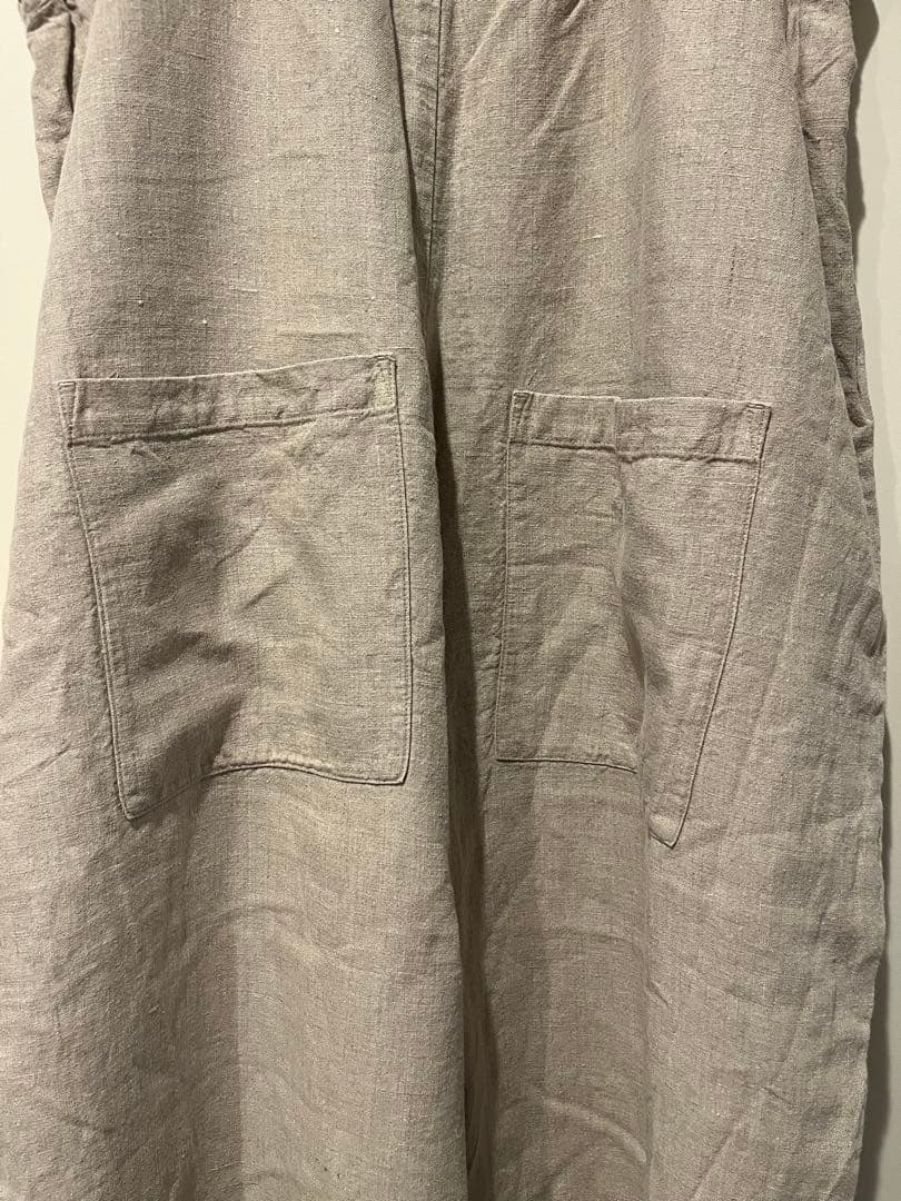 ネストローブ　ブラックリネンコクーンサロペット