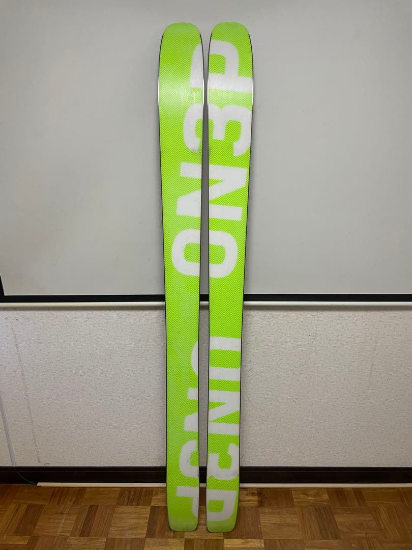 ON3P BILLY GOAT 116 184cm 板のみ パウダー 格安