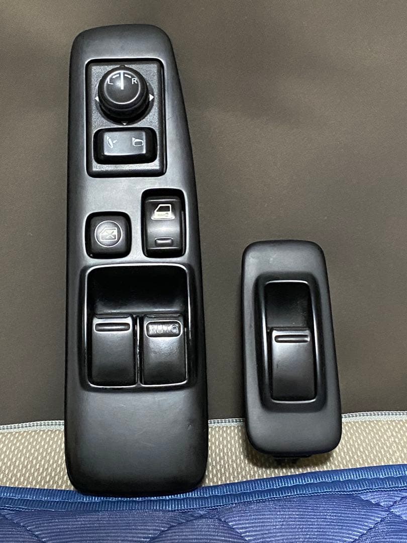 実働 S15シルビア パワーウィンドウスイッチ 運転席側＆助手席側セット売り